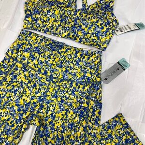 NWT Ideology workout performance set high rise capri & Crop Top & matching set